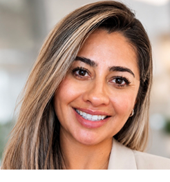 Jacky Salazar headshot